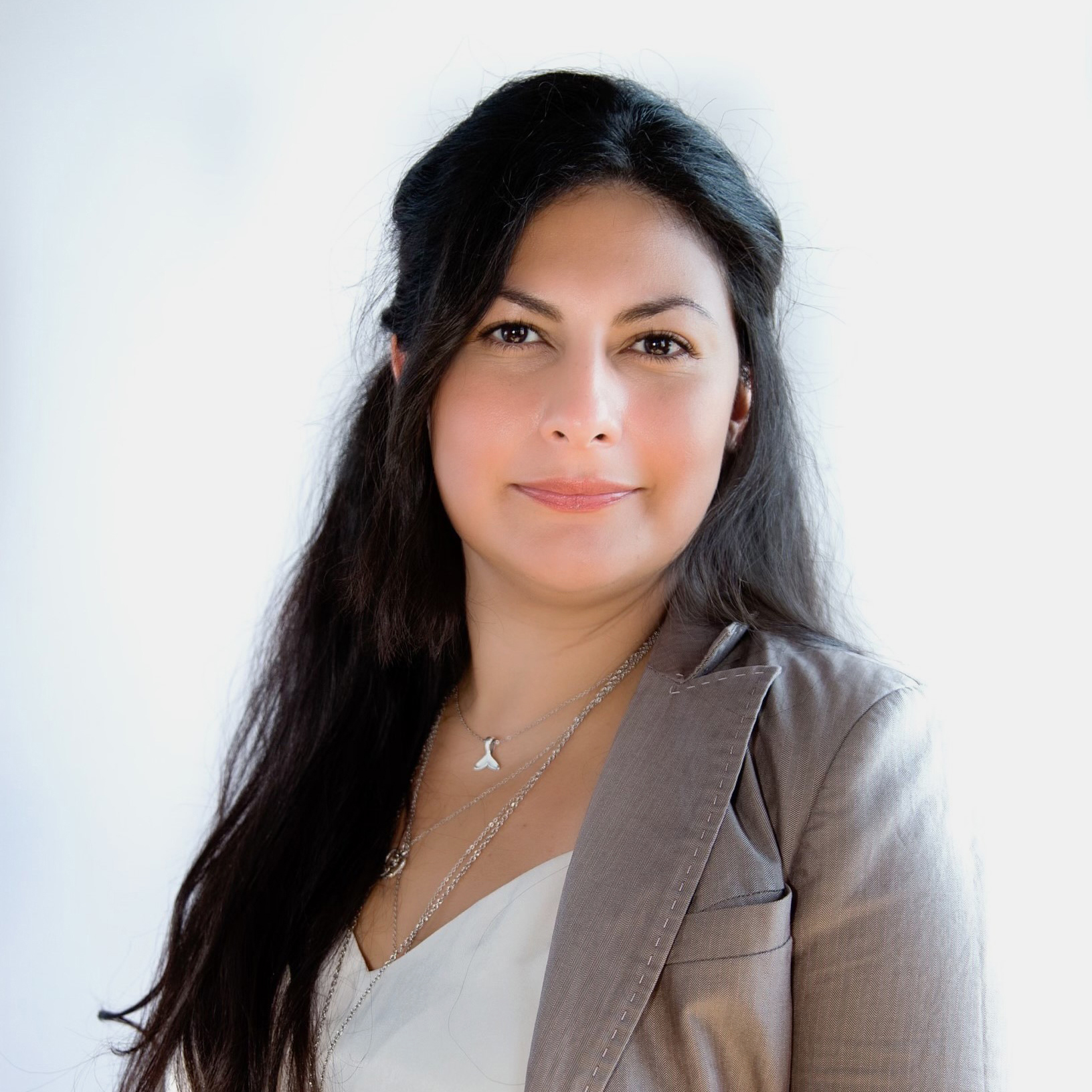S3 E11 Amanda Ayestas, Guatemala